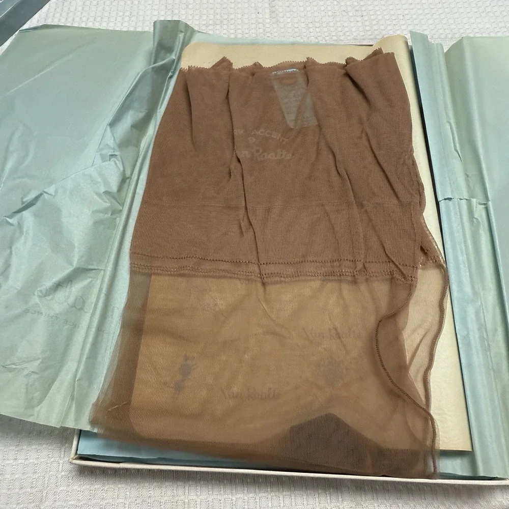 3 Pairs‎ Vtg 50s VAN RAALTE Nylon Hose Stockings 9 Seams Cuban Heel New Old Box